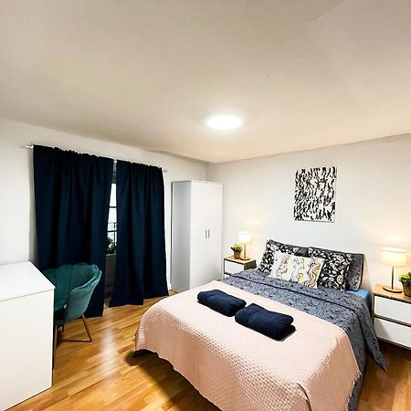 Madrid Rooms - Callao Ch Exterior foto